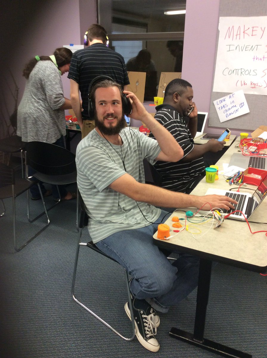 MrKaufmanPE's tweet photo. Technology rockstar #MATCU2 #makered @JoshMrOGorman1 https://t.co/0Yn8XDoXG7
