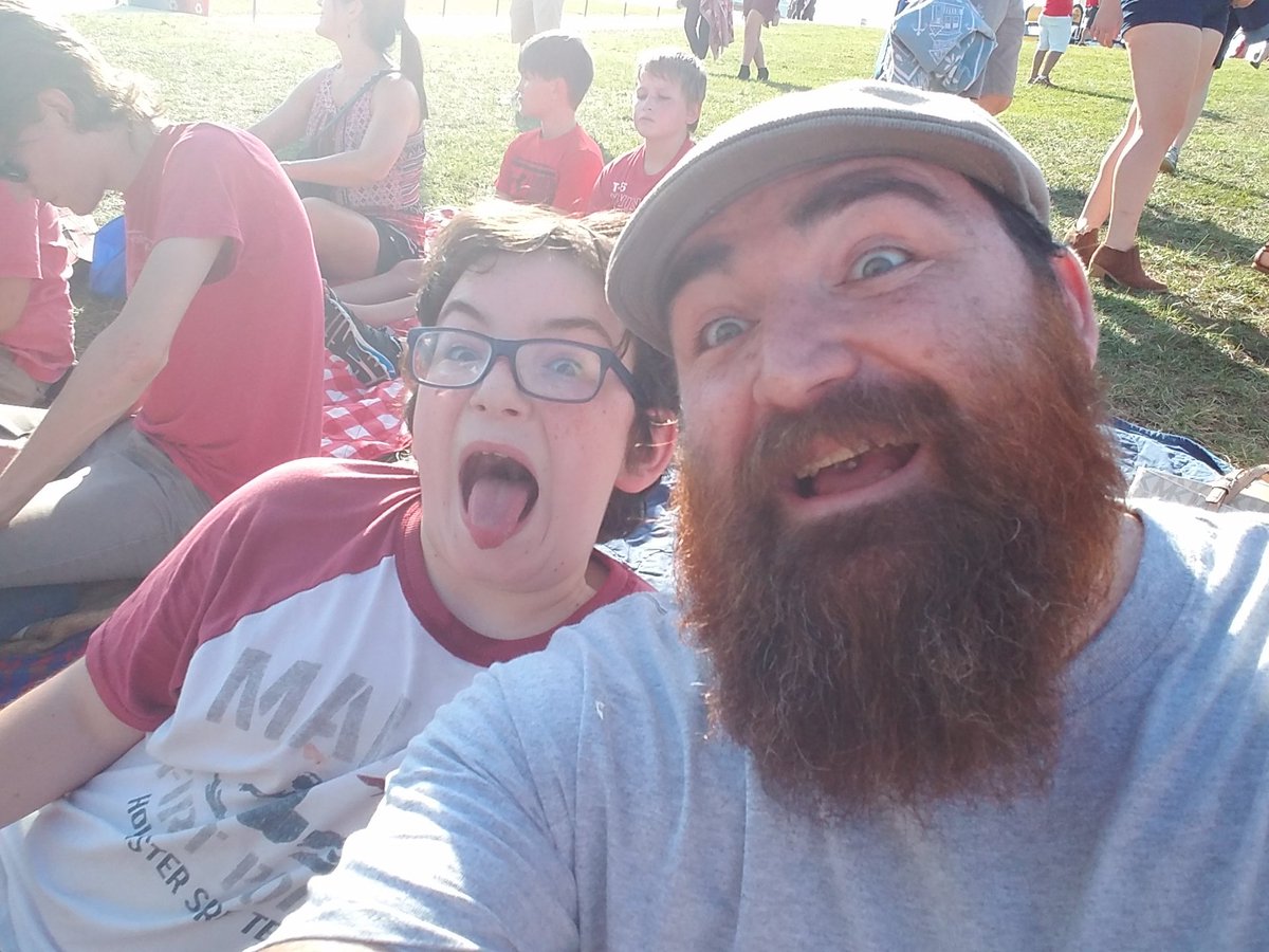 vegitateme's tweet image. #amplivefeed  So hot we are crazy for @twentyonepilots