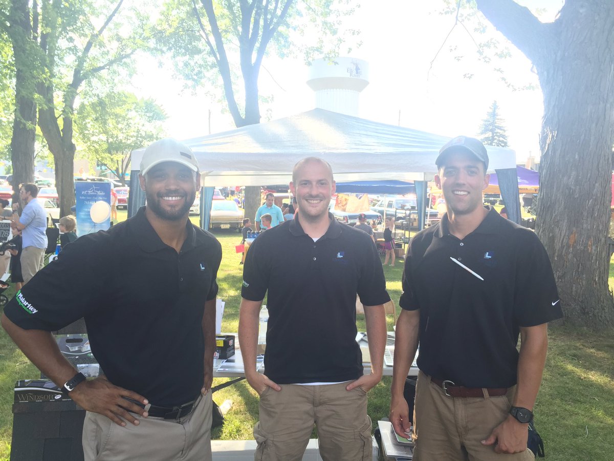 OlioGroupMN's tweet photo. Elevated Team out at Party in the Park hosted by our friends at Keller Williams! Come join us! https://t.co/kuXSmWDOo5