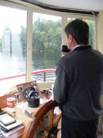 FestivalNomadCA's tweet photo. #SunsetCruises #PeerlessII #OntarioFestivalsVisited YouTube Video! @SunsetCruises @Muskoka https://t.co/gZTtE4COcR https://t.co/ERl4TfFdn7