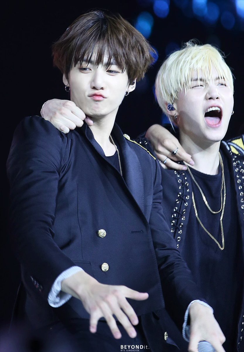 sugadt's tweet photo. HQ PIC. 160730 Epilogue in Manila #방탄소년단 #슈가 #SUGA #JUNGKOOK 🐺 © BEYOND IT https://t.co/HtwowidWAF
