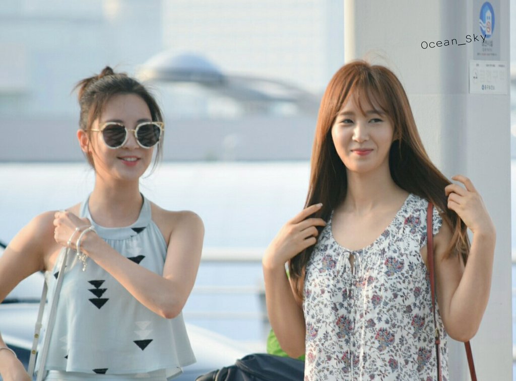 [PIC][04-08-2016]Yuri và SeoHyun khởi hành đi Trung Quốc để quảng bá cho thương hiệu dầu gội – “PANTENE” vào sáng nay Co-OVR3UkAAuFUM