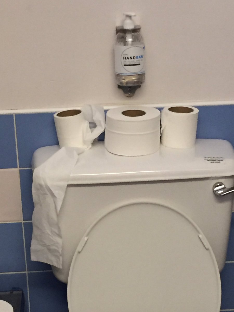 BitCoinBarry's tweet image. even a pubic hair on a toilet seat gets pissed off. ETC down 15% ETH up 25. #bitcoin #ethereum #dropandbuyonthedips