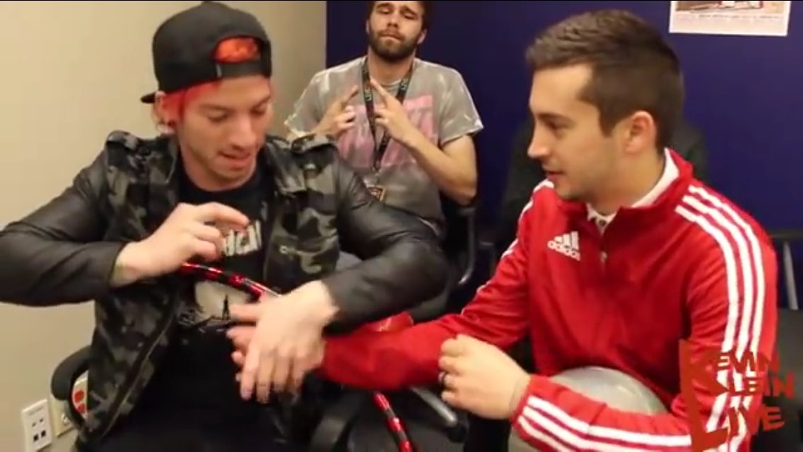 favsarchive's tweet photo. josh dun and tyler joseph https://t.co/BZWzo5lcpY