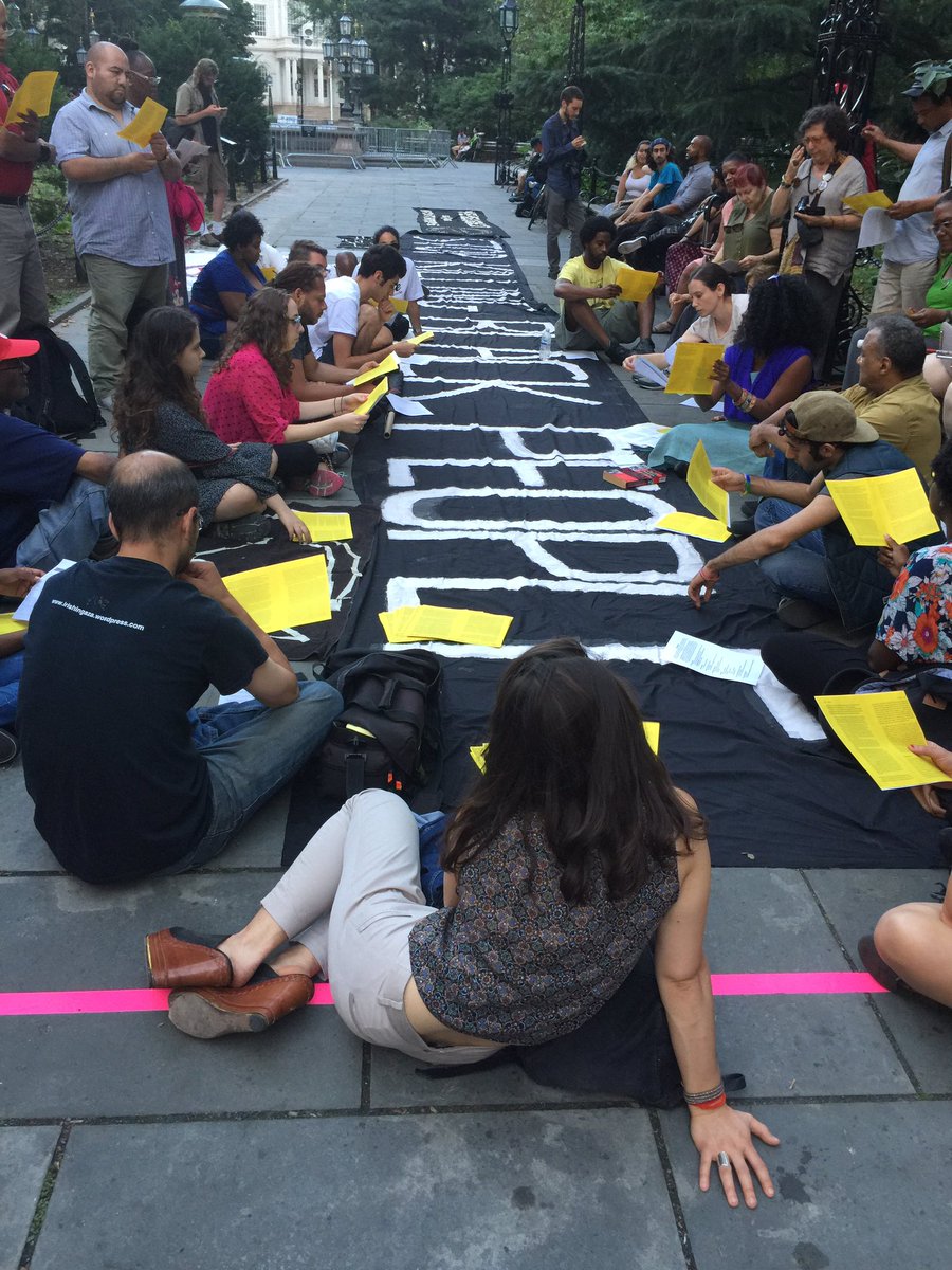 OccupyWallStNYC's tweet image. #shutdowncityhallnyc we have nothing to lose but our chains. #NYC #CityHallSelfie