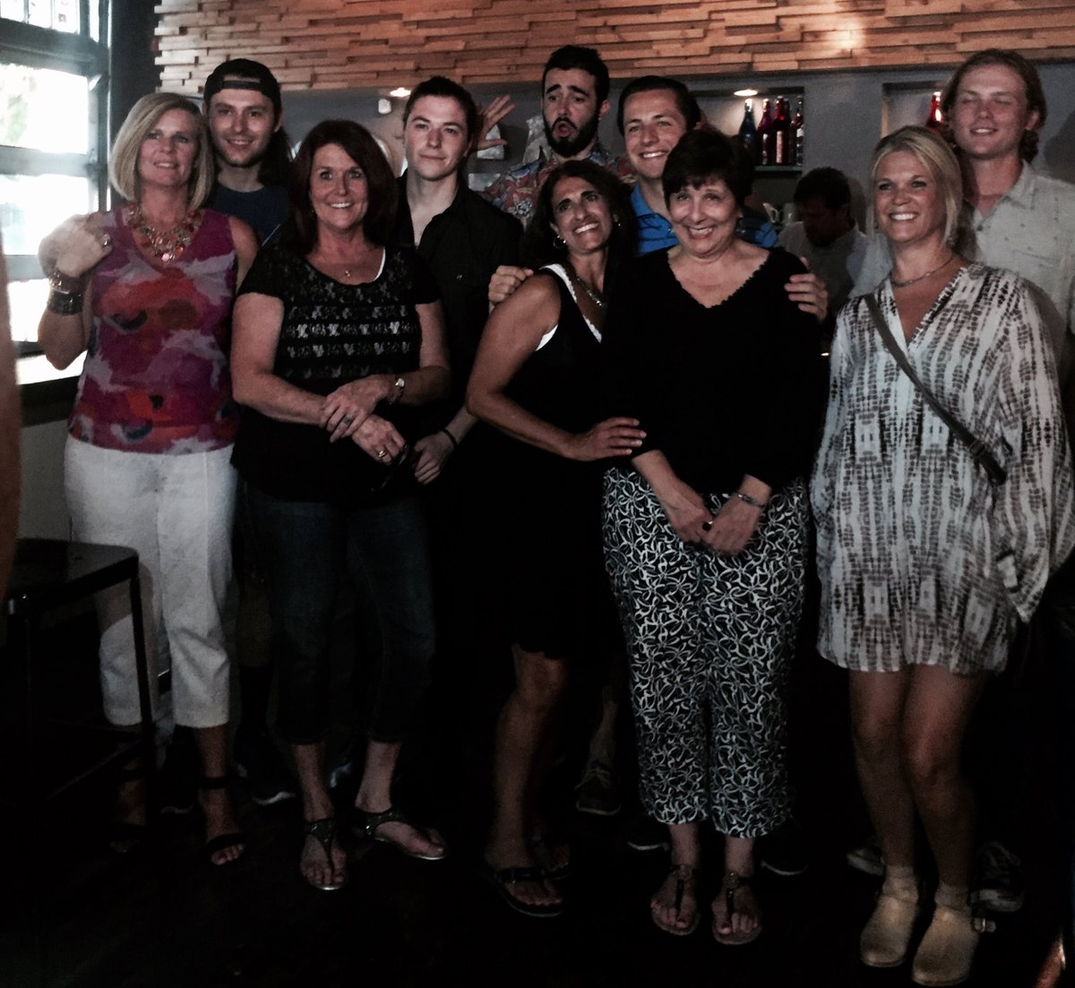 SomethingElseOH's tweet image. Something Else #MomProm #Columbus