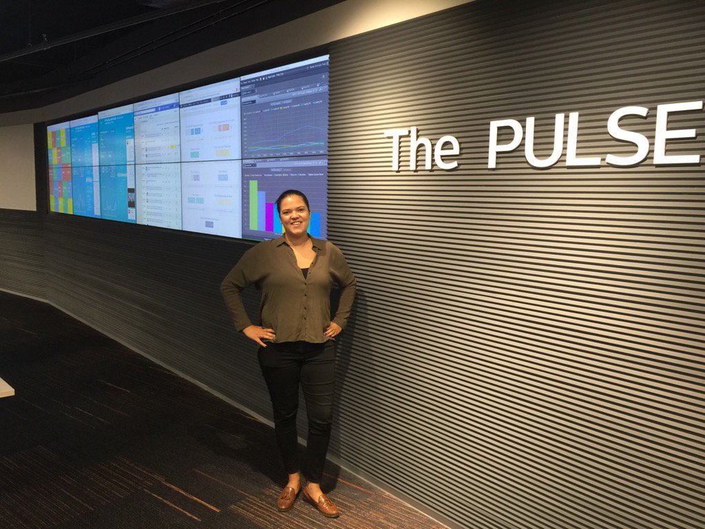 SuhnyAbbara's tweet photo. The Pulse @PhilipsSG Singapore. An impressive realtime monitoring of social media. #ultrasound being monitored now https://t.co/ypKeQdRyMm