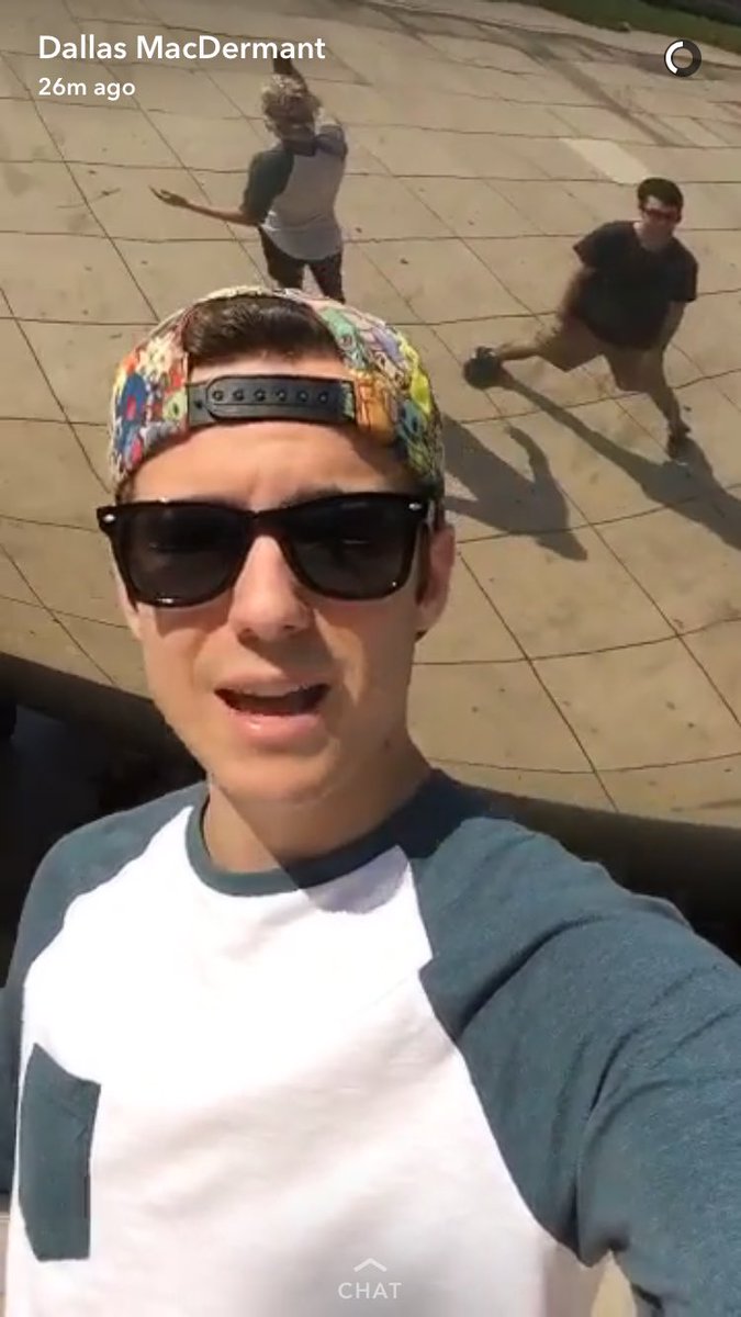 dilliciousmac's tweet photo. I'm worried that @theSupremeRk9s is in trouble... I think thats a stalker in his snaps plz be careful!! #SaveSupreme https://t.co/HZ2oKm9pRT