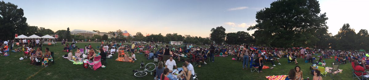 @inthecircle Amazing Evening at #WadeOval with @gruposongitano @GlobalCleveland @ClevelandScene @CleveNOW @ChooseCLE