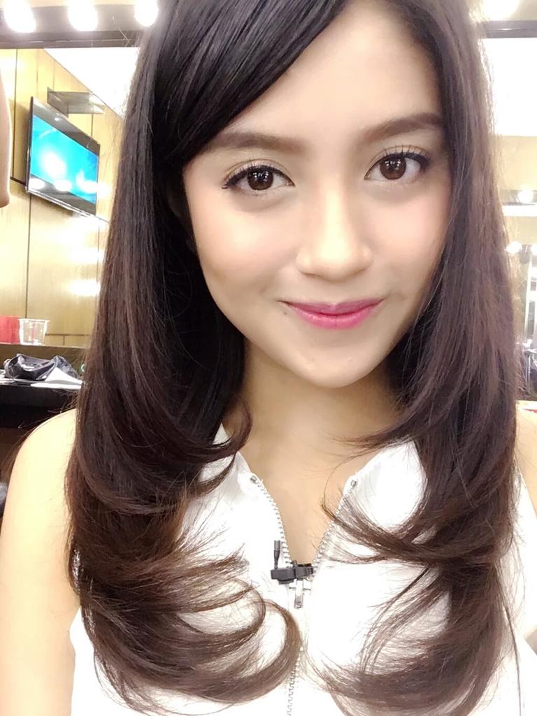 andimuh_yoga's tweet photo. Hari Kamis butuh sesuatu pemanis biar jd seger 😝😚😊💪💗💗 https://t.co/OBQOGYbgsn