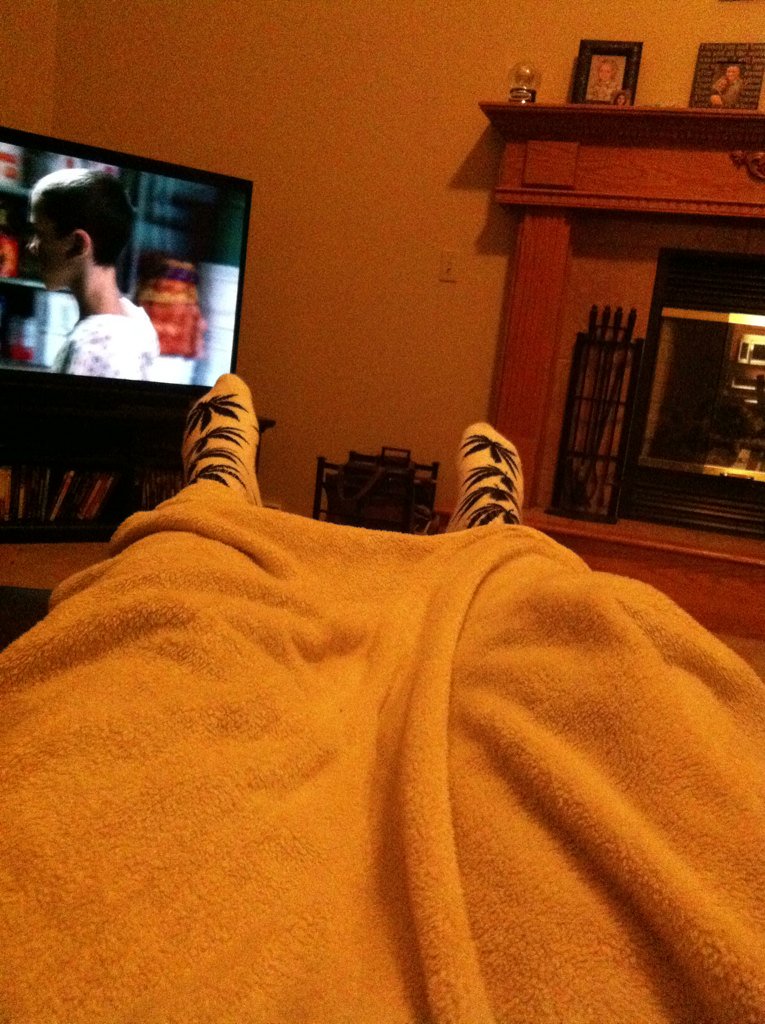 GENlClDE's tweet photo. Aunt : you and your socks need to zip it because they're both loud
Me : I see what you did there, that was dope https://t.co/c9h92XNmdP