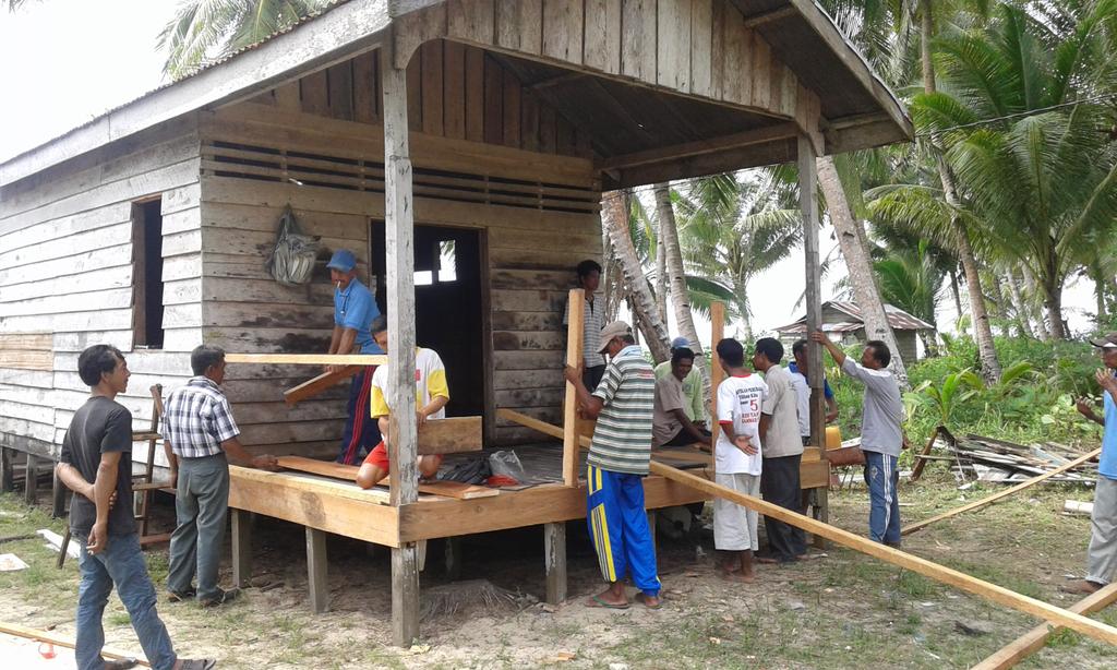 @pusluhdayakp @PPBPUSLUHDAYAKP <a href="/PujiastutiSusi/">Susi Pujiastuti</a> <a href="/bpsdmpkp/">BPSDMPKP</a> <a href="/balitbangkp/">BALITBANG KP</a> <a href="/abihasna/">Abihasna</a> Kerja bakti koperasi bung. Selatan