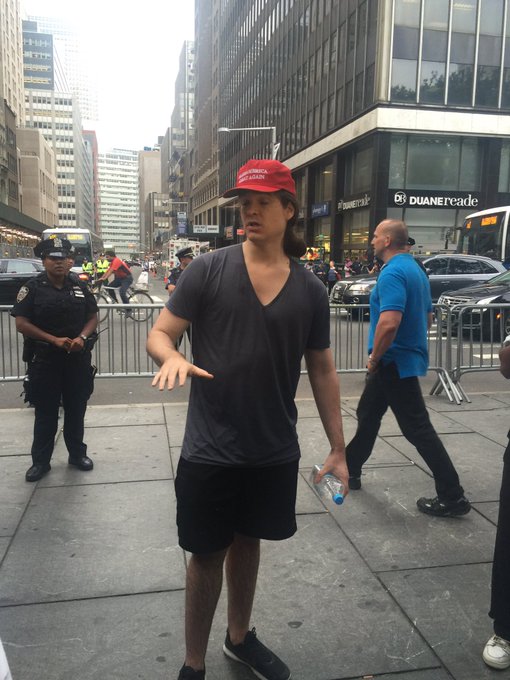 View image on Twitter