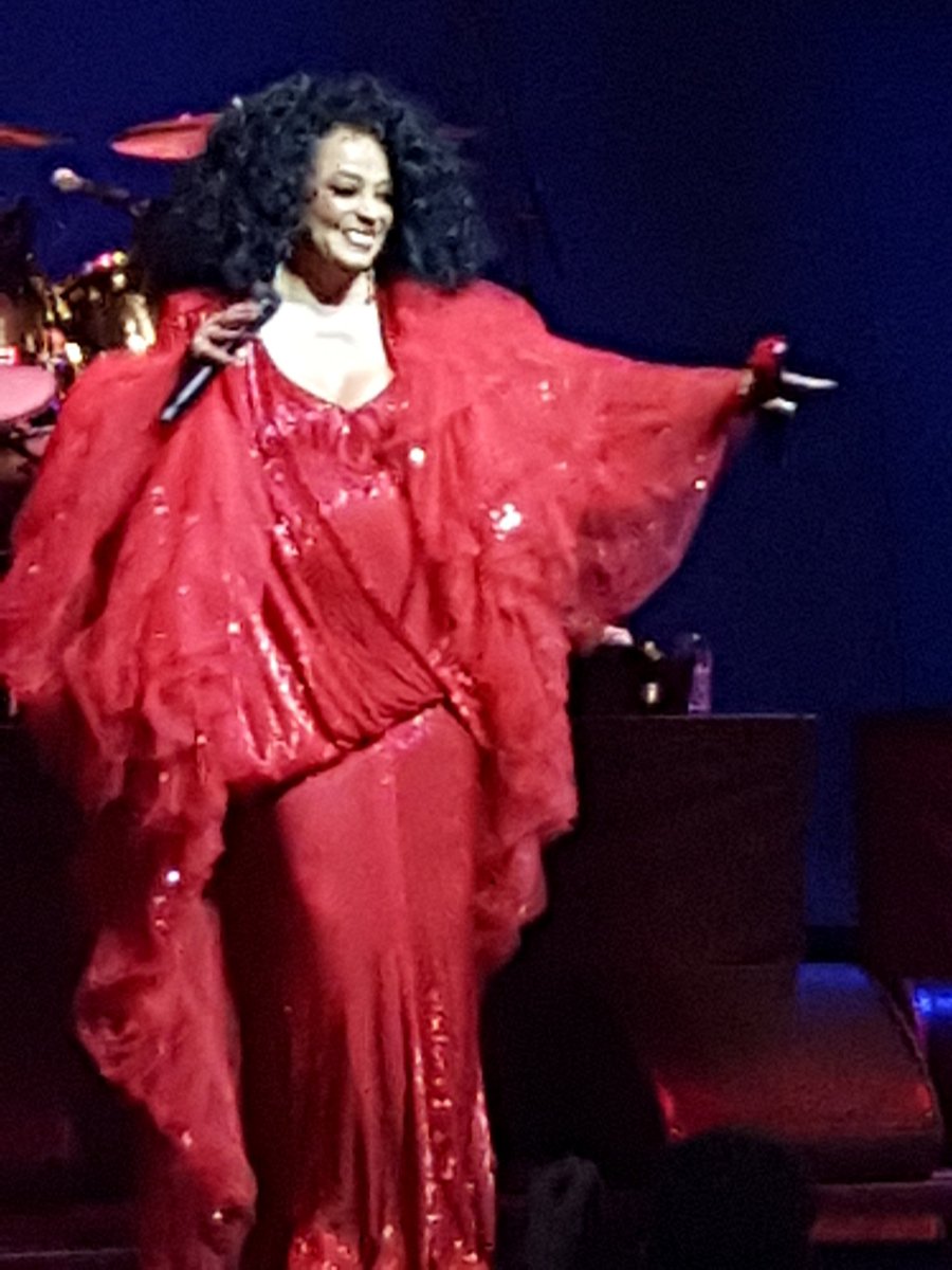 SimplyVC's tweet image. Diana Ross is wearing that Red Gown! #In the Name of Love Tour!