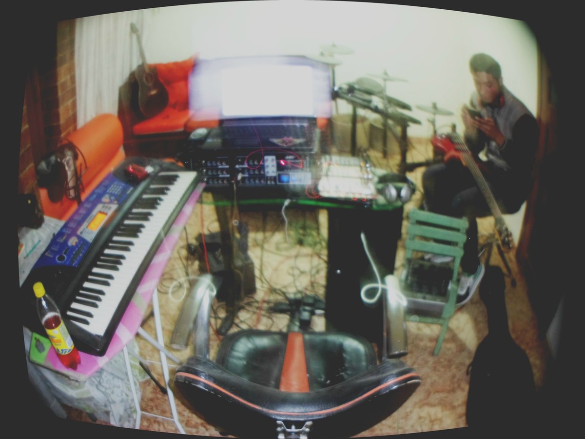 gabyglom's tweet photo. Band Practice at weekend #Dub #Reggae #UkSteppa https://t.co/hZNV10rAmr