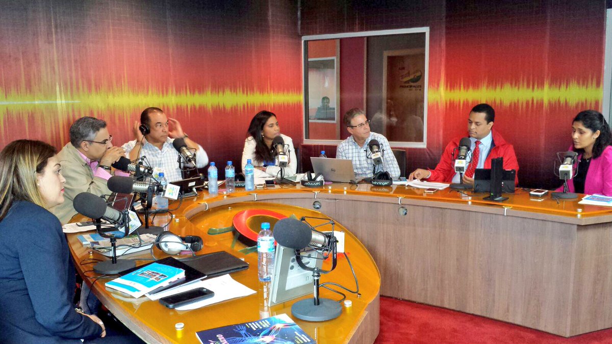 GHernandezE's tweet photo. Nuestra participación de hoy como comisión del #CONANI en el Programa El Zol de la Tarde @ZOLFM1065 https://t.co/g4XXmzWjhC