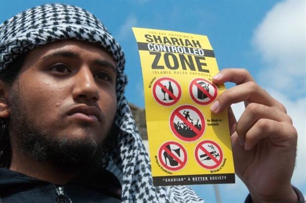 realjoshgon's tweet photo. #islam #muslims #MuslimsForHillary #sharia #jihad #mohammed #koran #quran #islamofacism https://t.co/enndhnOTcT
