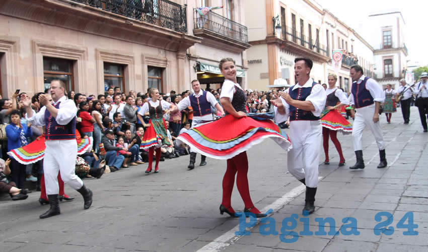 CIOFF_NGO's tweet photo. #Zacatecas Recibe Casi 2 mil Artistas que Participarán en la #Folkloriada2016 
https://t.co/QTpTwK7QrT
#Mexico https://t.co/8Sq9iDgf4v