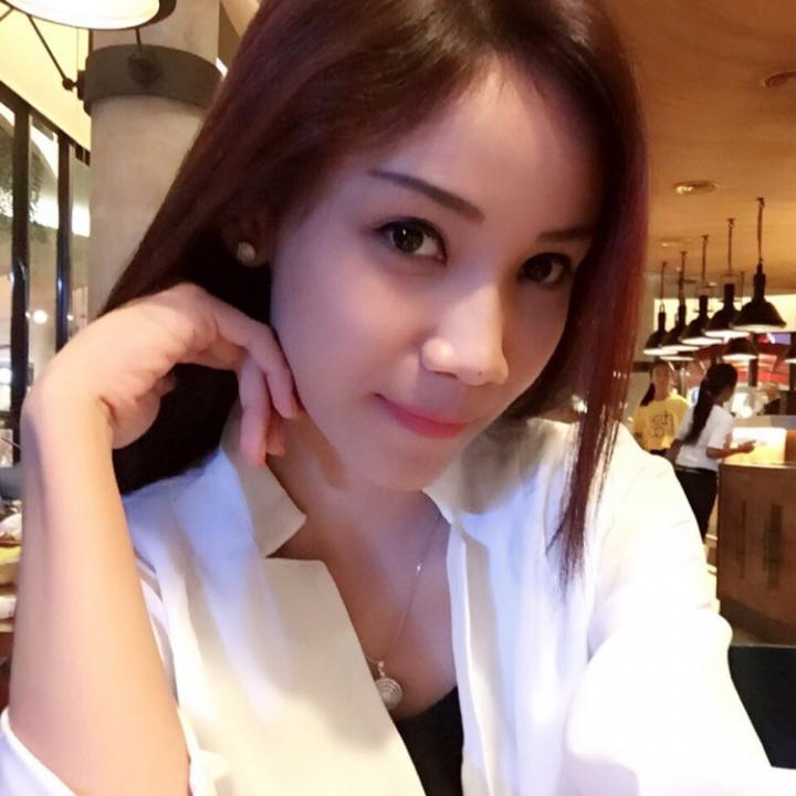 Join my LIVE > Met pagi 😘 on #BIGOLIVE. live.bigo.tv/2114109581#jcc…