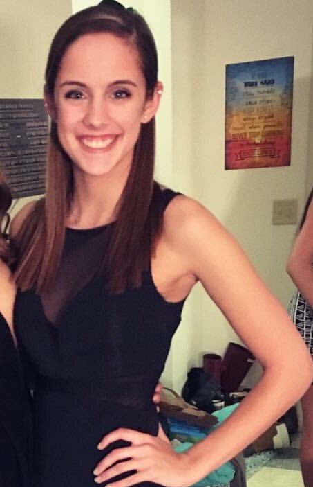 Happy birthday @hkstackyy!! Hope you had a wonderful day! 😊💕💛🎉🎈