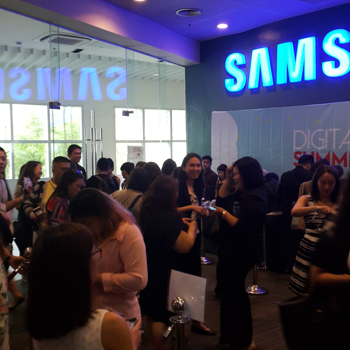 iamjclein's tweet photo. Jam packed conference today! #DigitalSummitStoryTelling https://t.co/QjvH1oYwNL