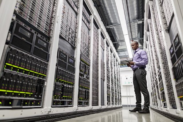 RR_Salazar's tweet photo. #Serviceguard supports the migration of VMs within a single vCenter server. #HPEServers https://t.co/ajknsJ4kZD https://t.co/wzEP1iuZRJ