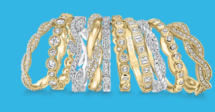 LaRog_Brothers's tweet photo. Vintage. Modern. Perfection! A band for every bride. #PortlandWedding #FamousForDiamonds #WeddingBand #Bride #Groom https://t.co/BrMPhnO1Ld