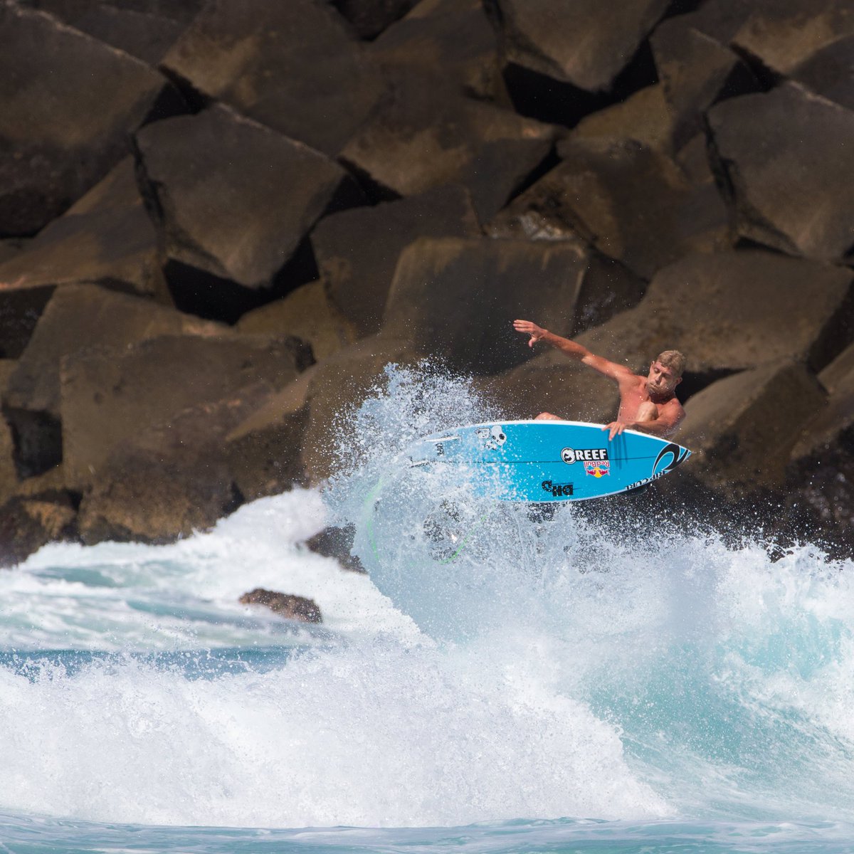 dhdsurf's tweet photo. Full range of DHD’s now stocking in Rip Curl Fremantle @ripcurl_aus
#DuckNuts #DX1 #EpoxiCORE #SweetSpot20 #MFDNA https://t.co/bTuYvuambP