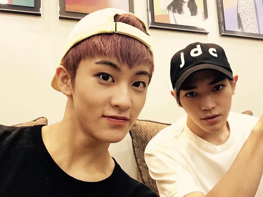 dalukodlhor's tweet photo. rt สุ่มแจกติ้ก 50c  เนื่องจากเป็นวันน้องมัคลีแก้วตาของพี่ เฉพาะบอทเลยครับ แจกกี่คนก็เรื่องของพ้ม #HappyMarkLeeDay https://t.co/QDldMoECXE