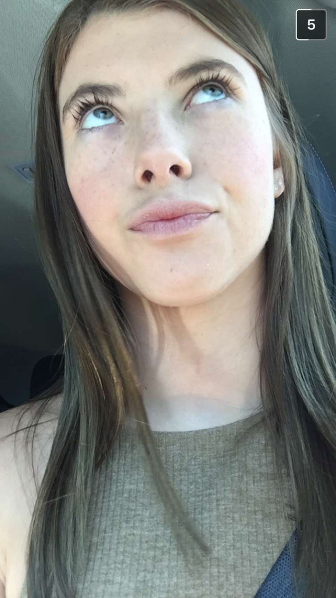AtchisonTommy's tweet photo. To the greatest girl a guy could ask for @Jazmynk3 https://t.co/QByOOeXcBU