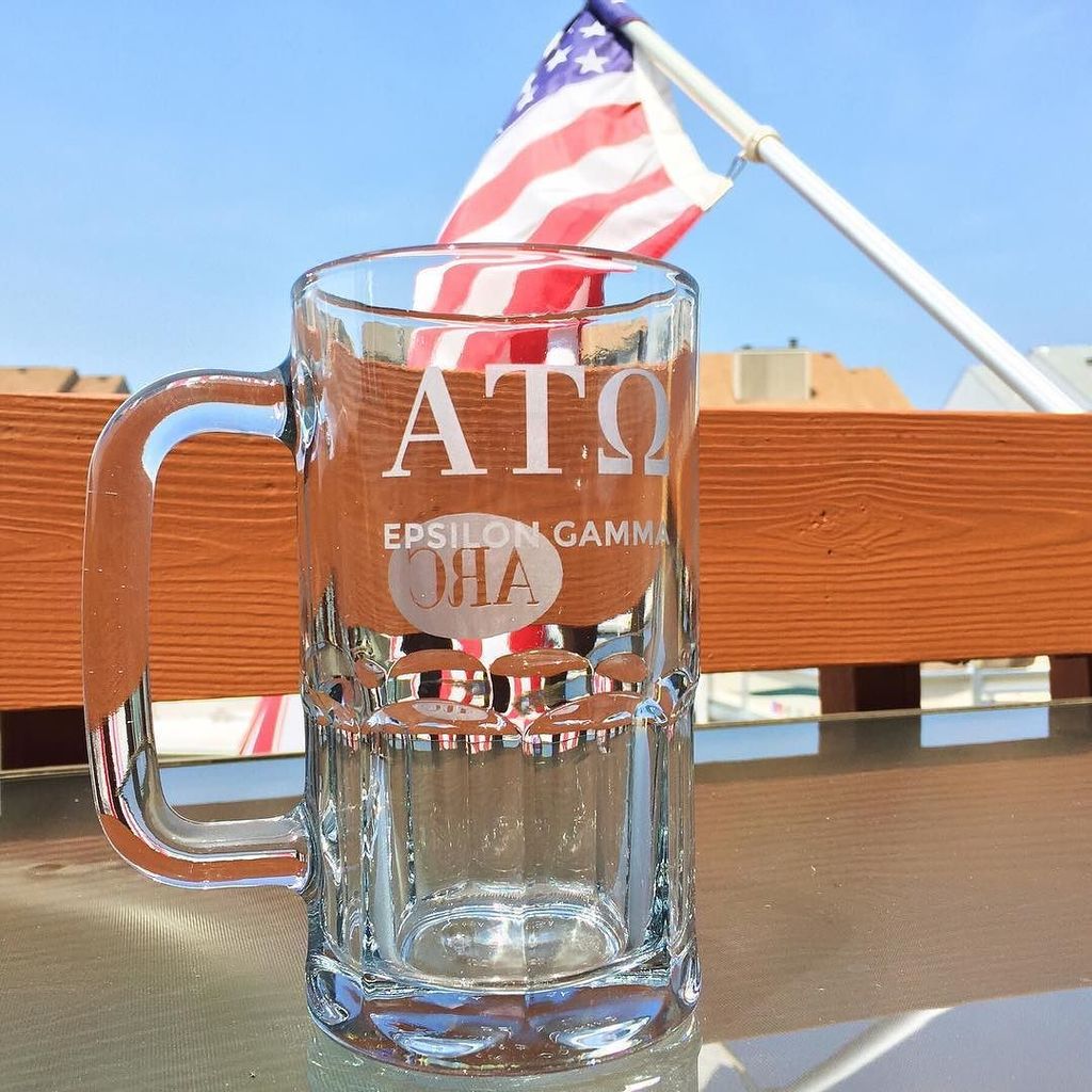 eikohdesign's tweet photo. A very special gift for a special 21st birthday! And this #beermug is living at the beach … https://t.co/GSS8gFPPBP https://t.co/Q4JfCvu9yx