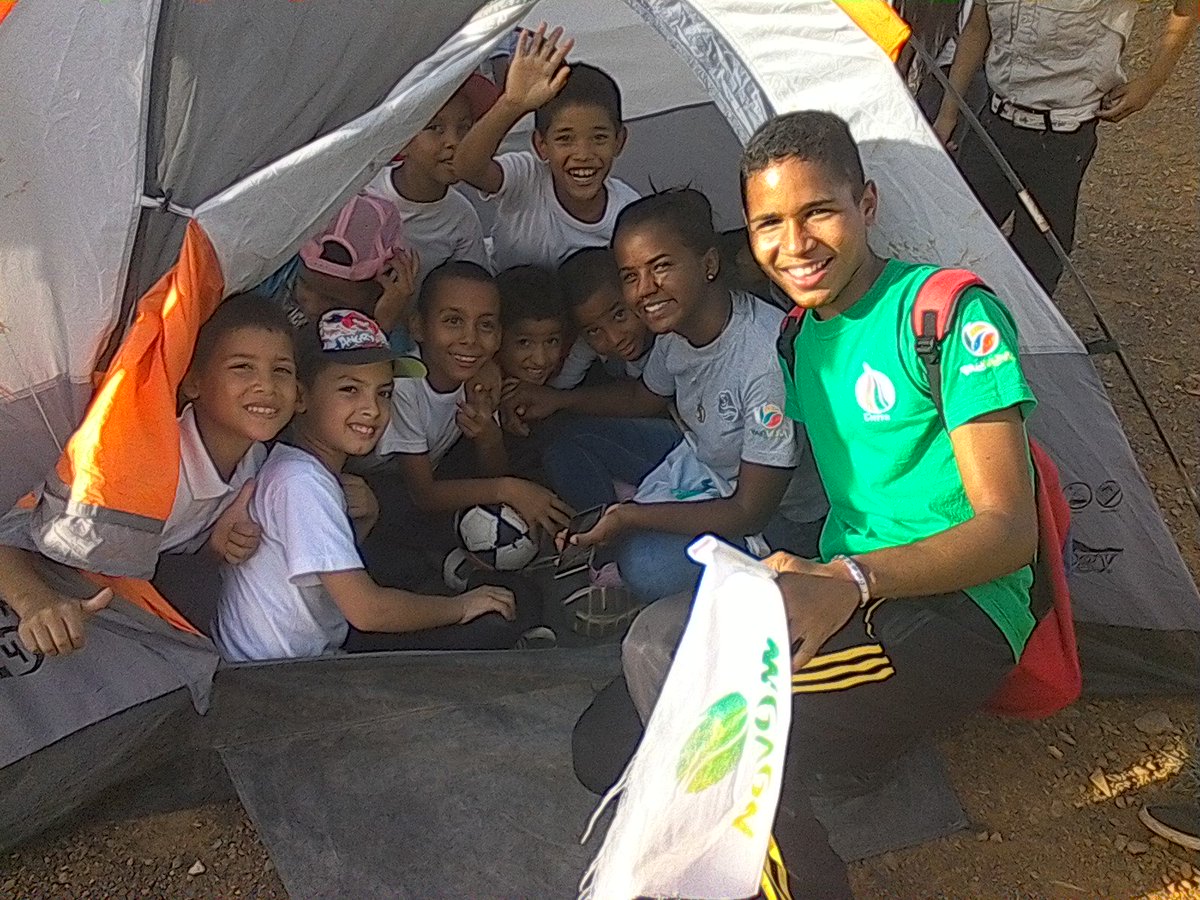 Lanzamiento del Plan Vacacional Comunitario, abanderamiento de l@s instructor@s de Campismo #JuventudEcologista