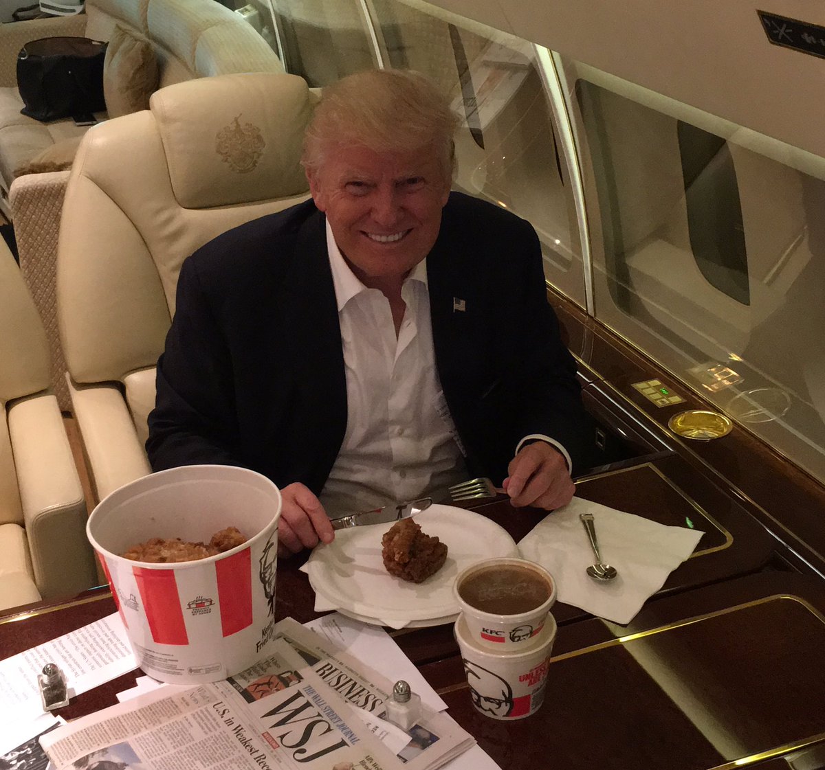 Resultado de imagen para twitter donald trump KFC