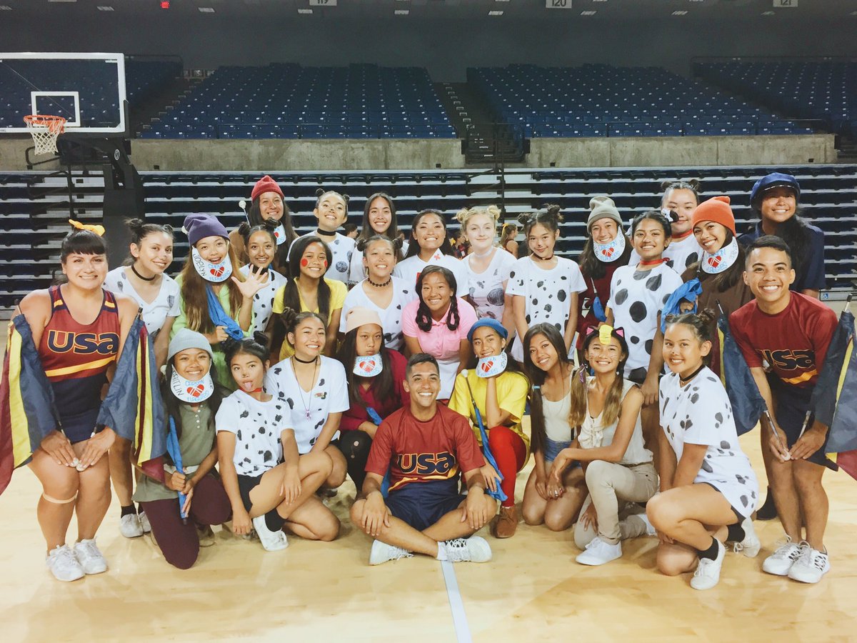 USAStaff_Lee's tweet photo. What was YOUR favorite part of camp? Mine was Rally Night &amp; seeing everyone dressed up! @USACamps #wereALLIN ❤️💙💛 https://t.co/VFBVDTiamG