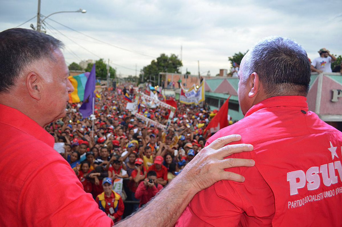 ConElMazoDando's tweet photo. Tres palabras: Medio güariney, Zulia https://t.co/iqJjPY2HUM