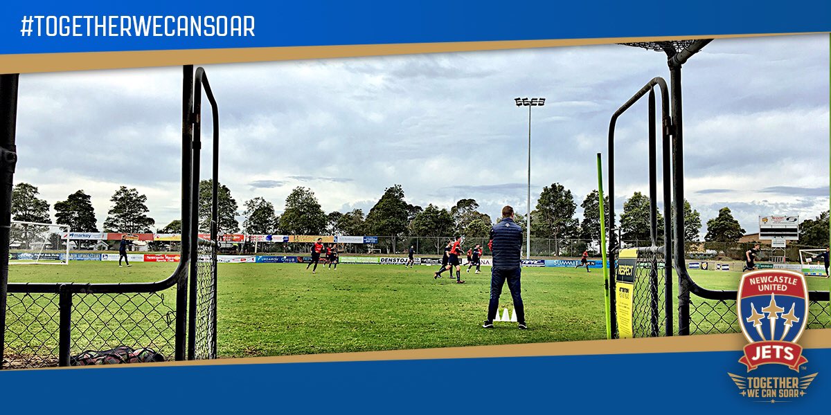 NewcastleJetsFC's tweet photo. 📸 The gaffer watches on as his side finalise preparations for #NEWvMVC in the @FFACup tomorrow night! https://t.co/s0XH11qyVg