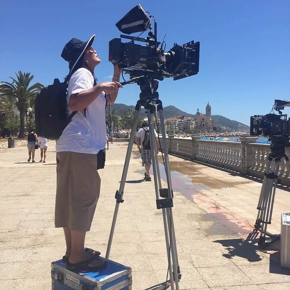 DJPGlobalOFC's tweet photo. The Olivia Lamasan at work. 

#BarcelonaALoveUntoldTeaser 
#PushAwardsKathNiels https://t.co/Ks28n206Vy