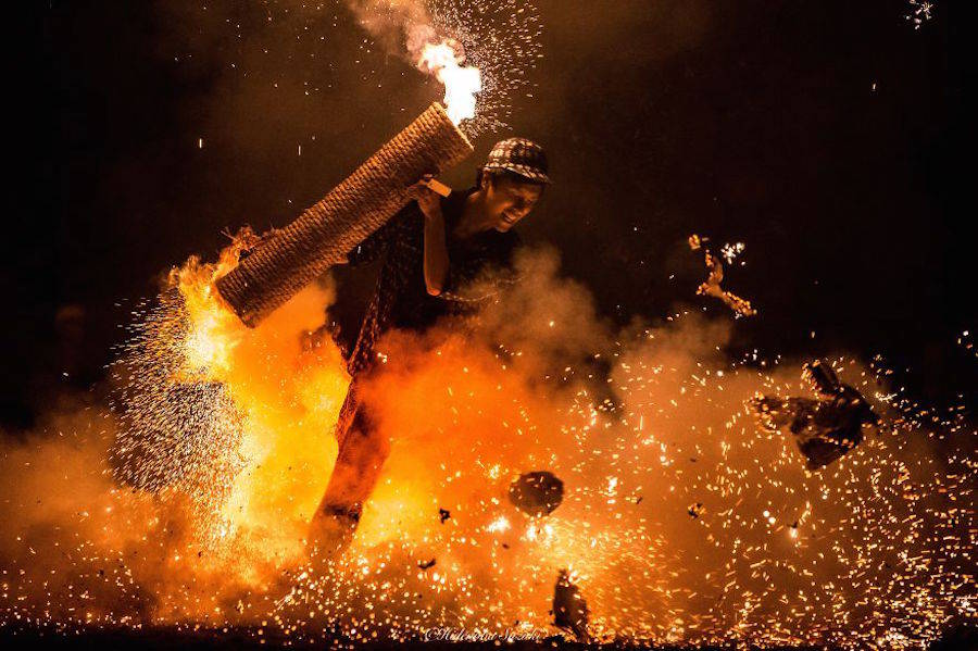 土屋アソビ 日本の手筒花火 どこのだろう 豊橋かな めっちゃかっこいい これぞ花火職人 T Co Ruxlfvhpo3 T Co 7abzbymmh8 Twitter