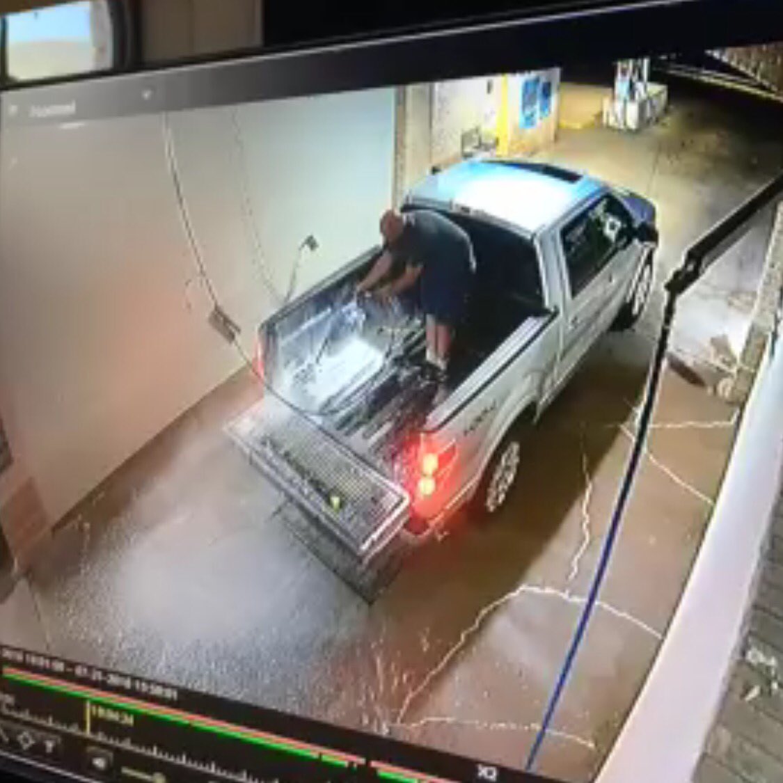 SullysGrill's tweet photo. Anybody recognize this fine fellow? Washed wet paint out of his truck &amp; all over the Pure Car Wash on Wellborn Rd. 😕 https://t.co/uww0SdKFN1