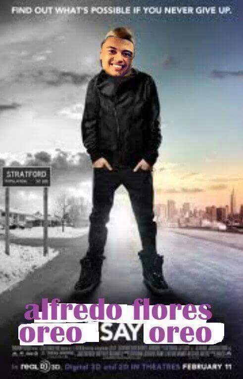 FlorDeBelieber's tweet photo. La Mejor Pelicula de la Historia😍
Jamas me voy a cansar de mirarla
#OreoSayOreo
#Fredoliebers https://t.co/uXg1CeUkvq
