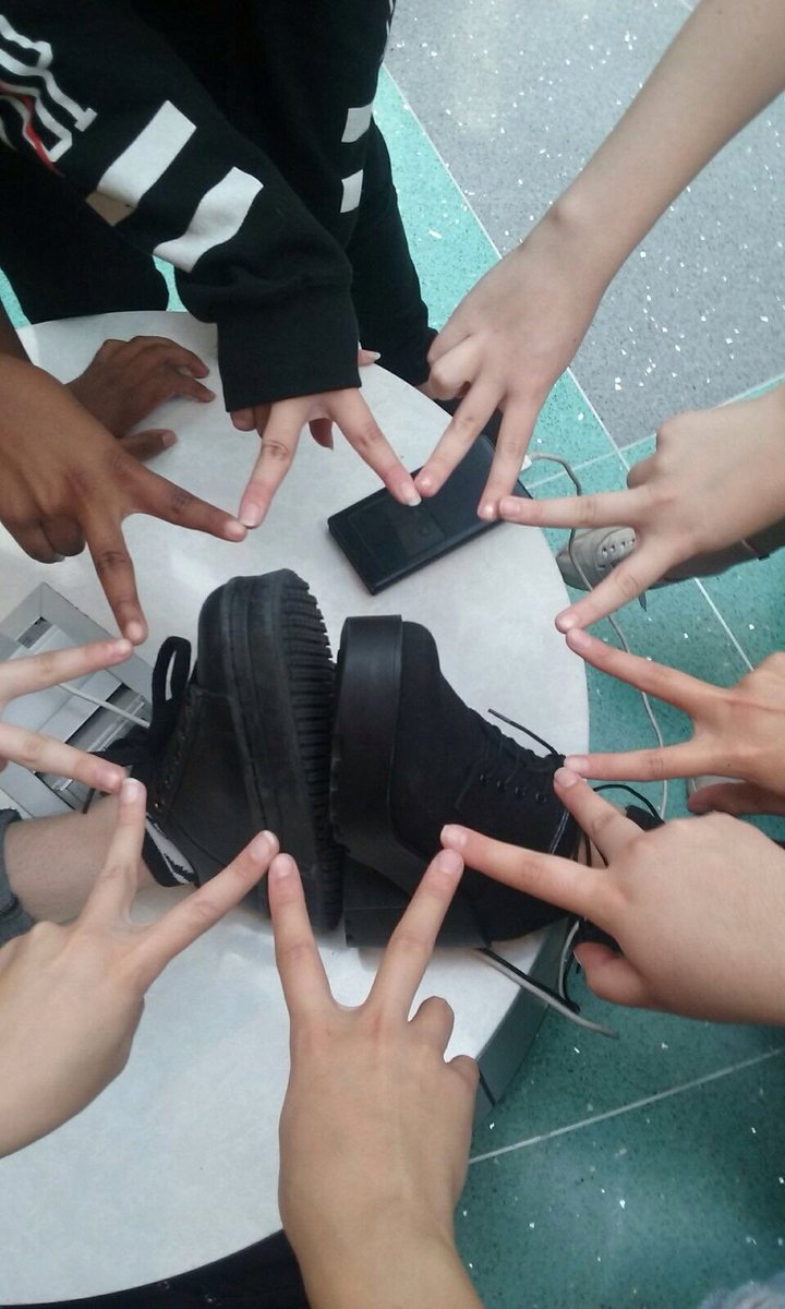 dorkuriyama's tweet photo. we did the love live thing today it was pretty lit https://t.co/oXBs9UjoOX