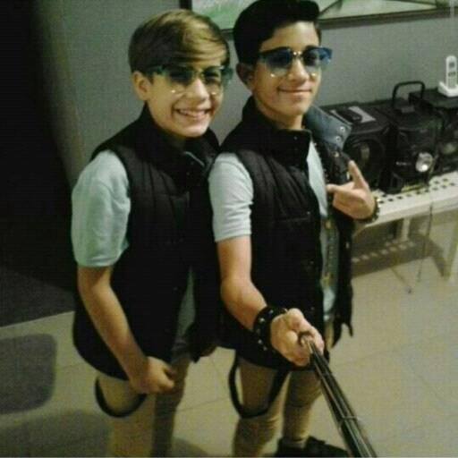 Farkelly25's tweet photo. Ellos Son Los Amores ππ De Mi Vida ππ
Los Amo Mis Perfecto #03DCM ππ https://t.co/F3OeCVljr4