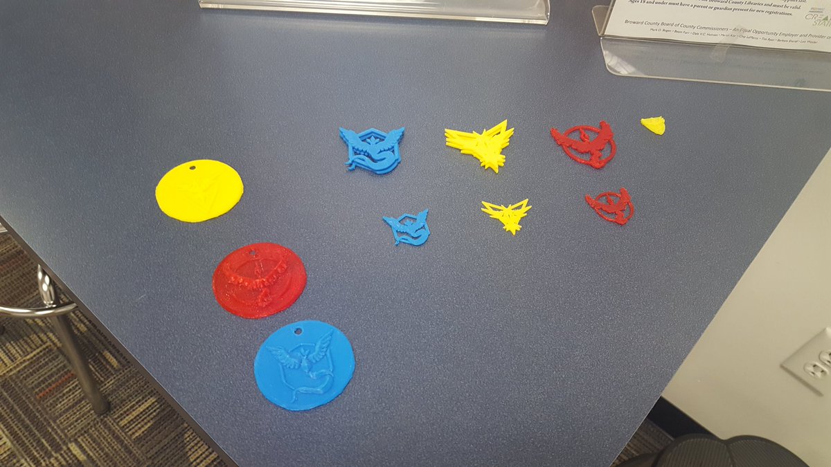 Evinha2013F's tweet photo. Broward County Northwest Regional Library @TeamInstinct_FL @TeamInstinctFL @TeamMysticFL @FLTeamValor https://t.co/QeTLz8DAt5