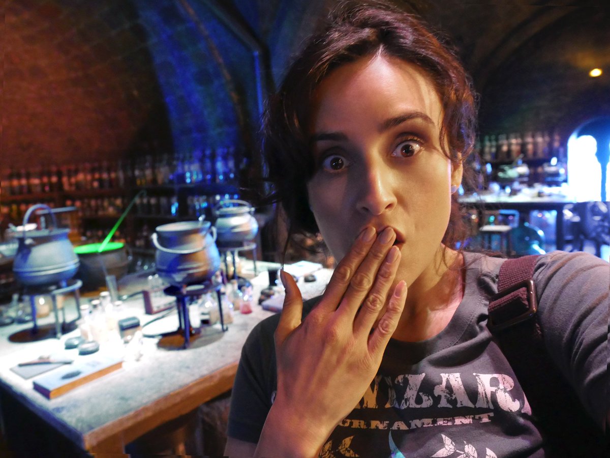 Valerie_Perez's tweet photo. #ItsTimeIToldYou in potions class, that wasn't butterbeer we were drinking... 
#Potterhead #confessions https://t.co/3yHbB4vTNc