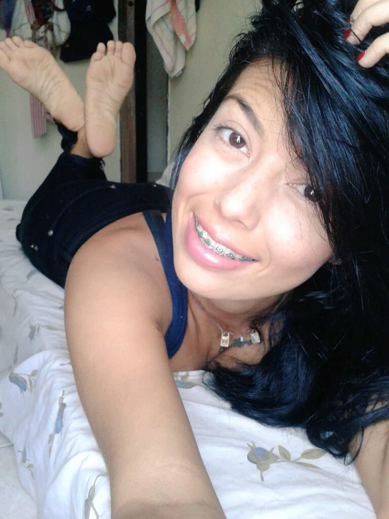 LM Feet&Soles Girls on X: @BrayanaRod Wow realmente PRECIOSA desde las  hermosas y delicadas plantitas de sus piesitos hasta su bello rostro  t.cotj1rxt2eXz  X