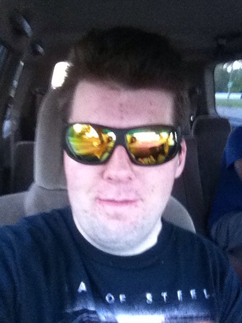 cole_stringam's tweet photo. Who's the man im the man #cool #lifeisaboss https://t.co/8WUvYcKOh6