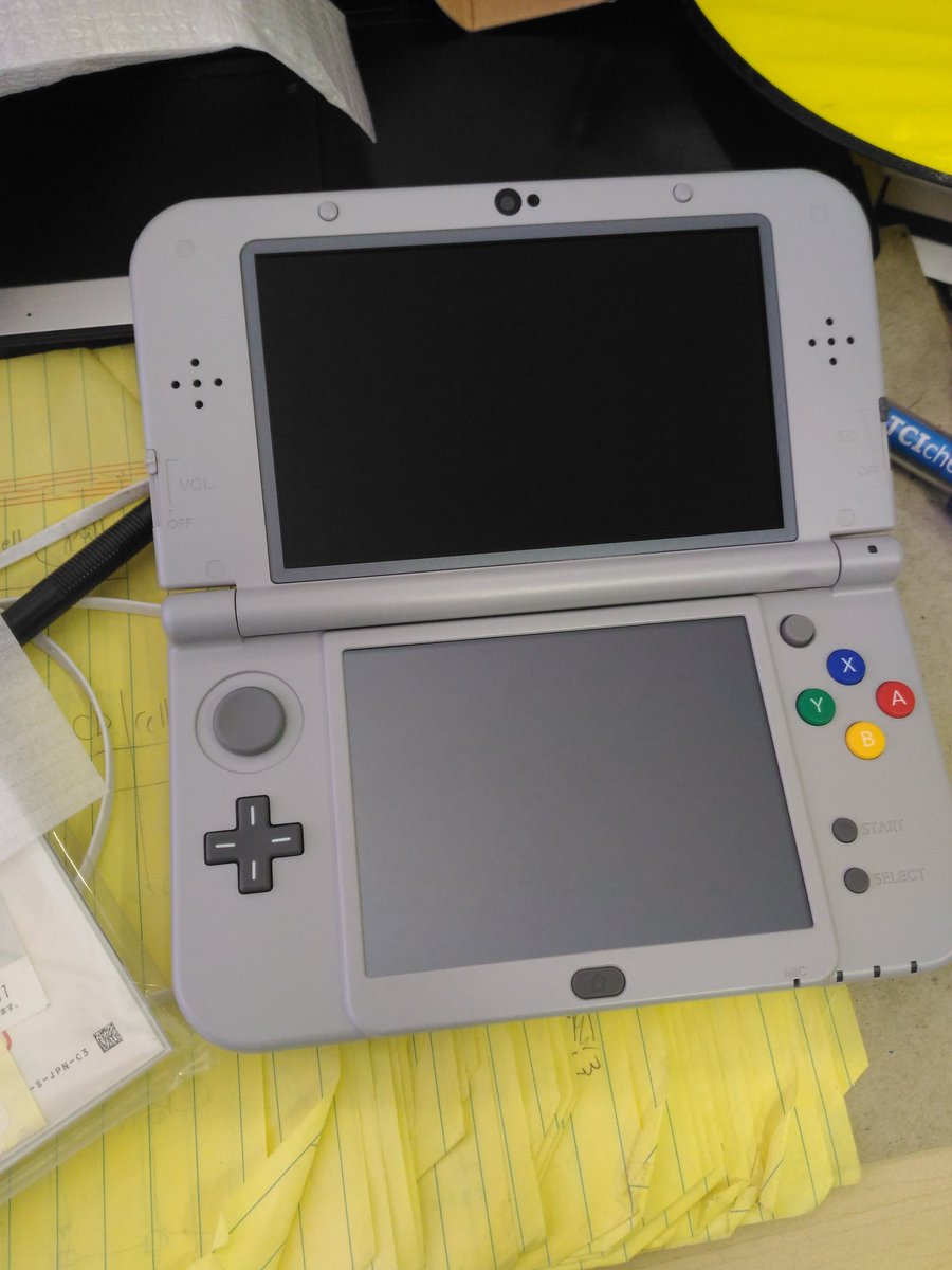 lin214's tweet photo. 来た!!! #3ds #スーパーファミコン エディション https://t.co/f6XYMTCssl