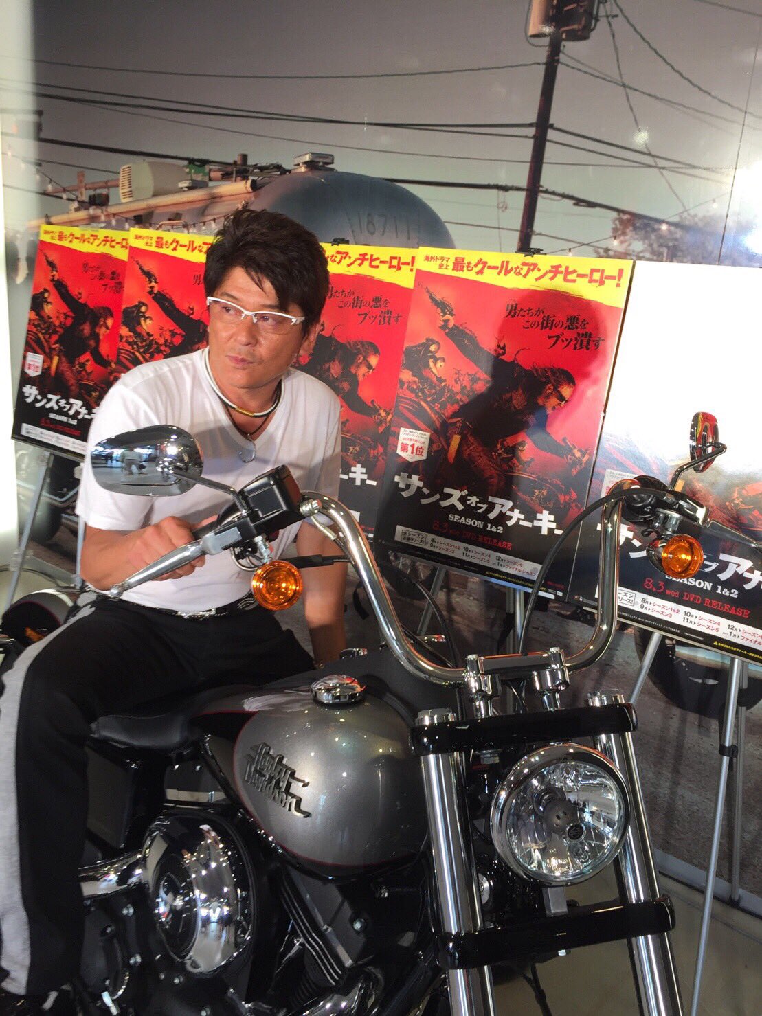 ট ইট র 哀川 翔 Show Aikawa スタッフより 8 2本日は海外ドラマのサンズ オブ アナーキーのprハーレーダビットソンのショールームに来ました サンズ オブ アナーキー ট ইট র 哀川 翔 Show Aikawa スタッフより 8 2本日は海外ドラマのサンズ オブ アナーキーのprハーレーダビットソンのショールームに来ました サンズ オブ アナーキー