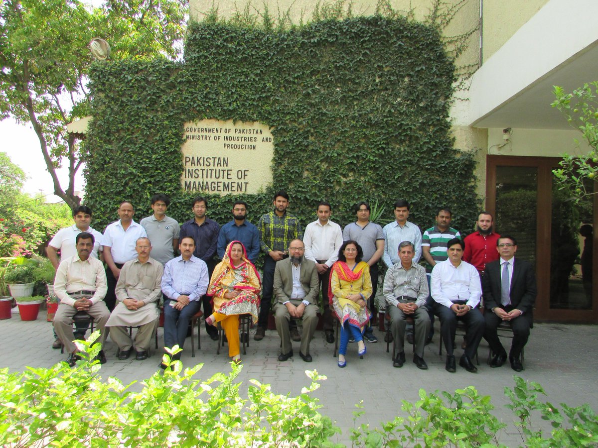 pimkhilhr's tweet photo. Enhancing Leadership Skills @PIM  April 25-28, 2016 https://t.co/0pVRibVOSZ