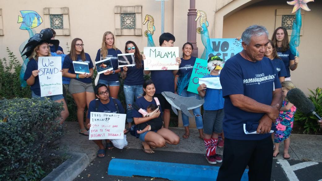 mattfishrand's tweet photo. Amazing support to #expandpmnm #GoBigObama expand Papahanamokuakea! https://t.co/cpBzEFsey2
